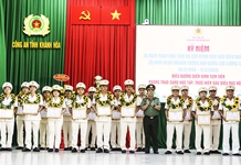 Đảng ủy Công an tỉnh Khánh Hòa học tập và làm theo tư tưởng, đạo đức, phong cách Hồ Chí Minh với chủ đề “Tư tưởng Hồ Chí Minh về đạo đức và tư cách người công an cách mạng”